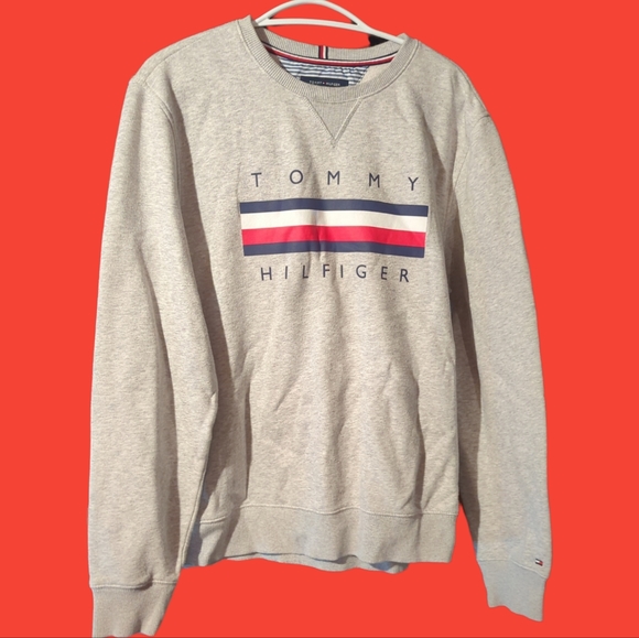 Tommy Hilfiger | Sweaters | Tommy Hilfiger Logo On Grey Pullover Sweater  Sized Large | Poshmark